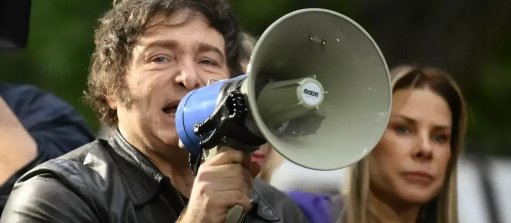 Javier Milei en la localidad bonaerense de Tres de Febrero